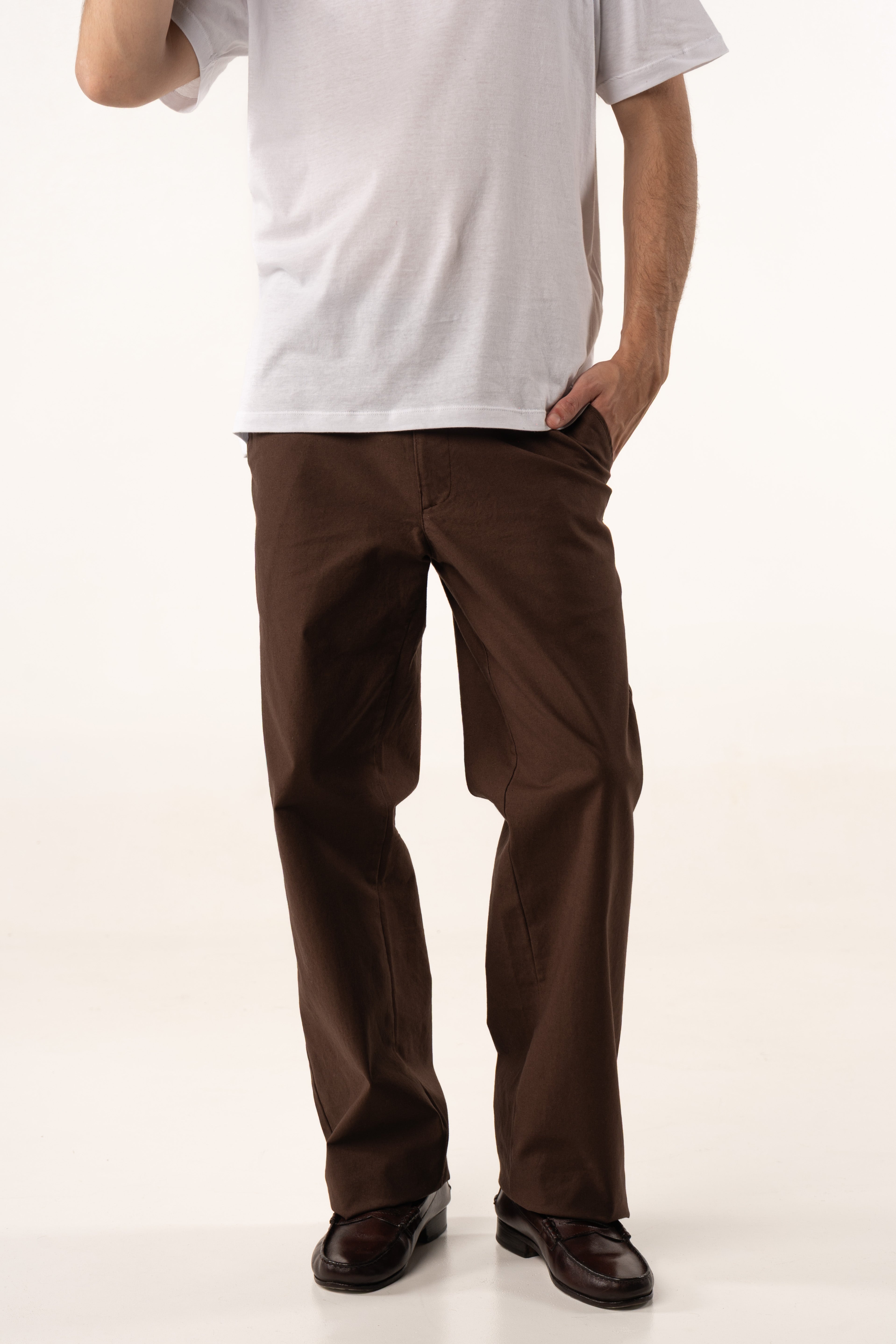 Pantalón Chino de Gabardina – Chocolate