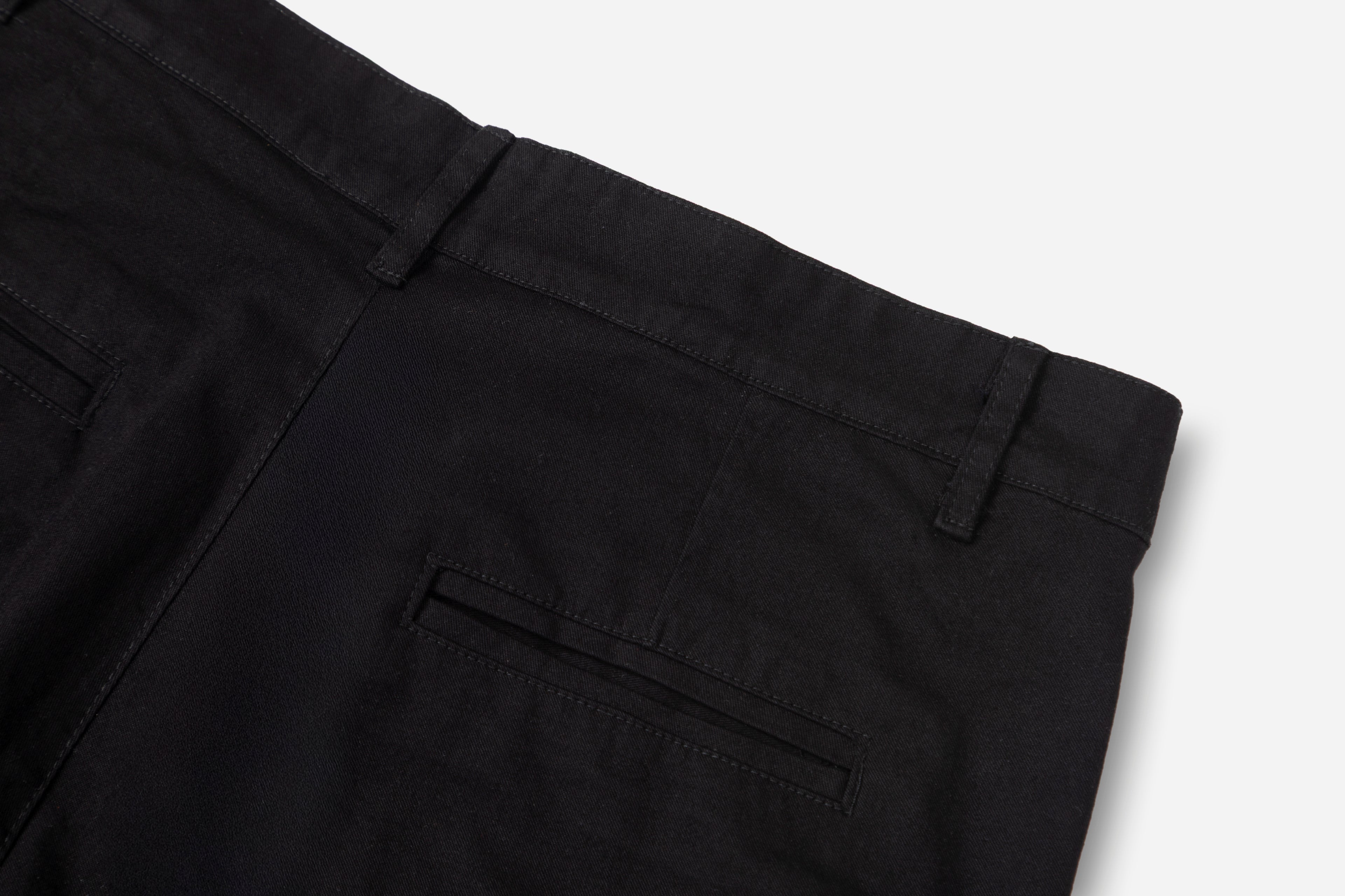 Pantalón Chino de Gabardina – Negro